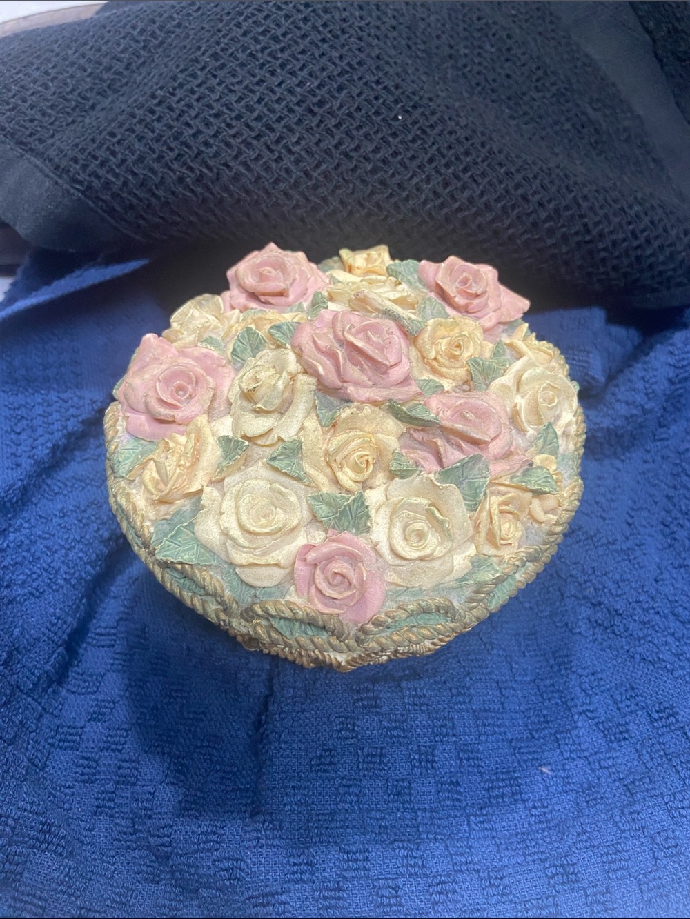 DEZINE Pink and Cream Rose Floral Trinket Box